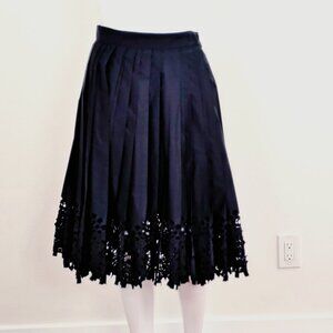 Paule Ka Black Lazer Cut Pleated Knee Length skirt Sz 28 waist